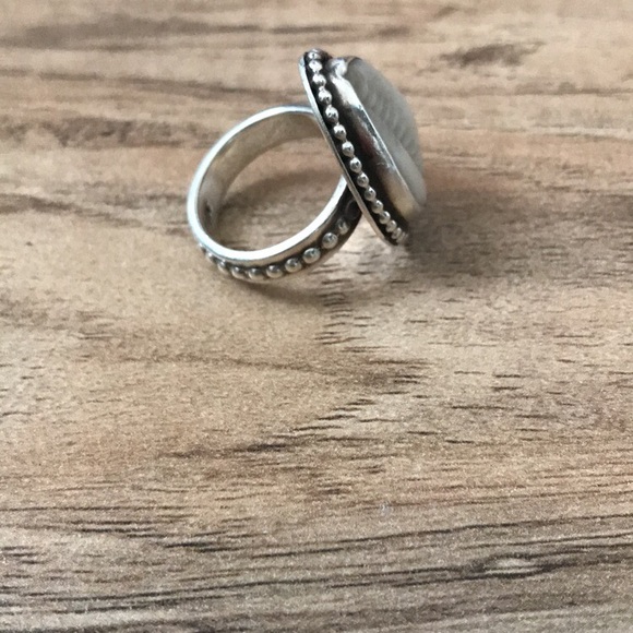 Handmade Shell Ring - Picture 3 of 3